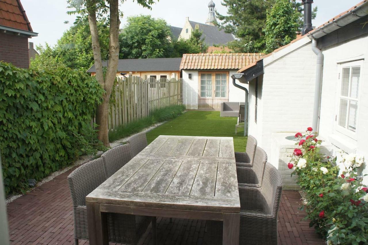 Charming House In Cadzand Villa Buitenkant foto