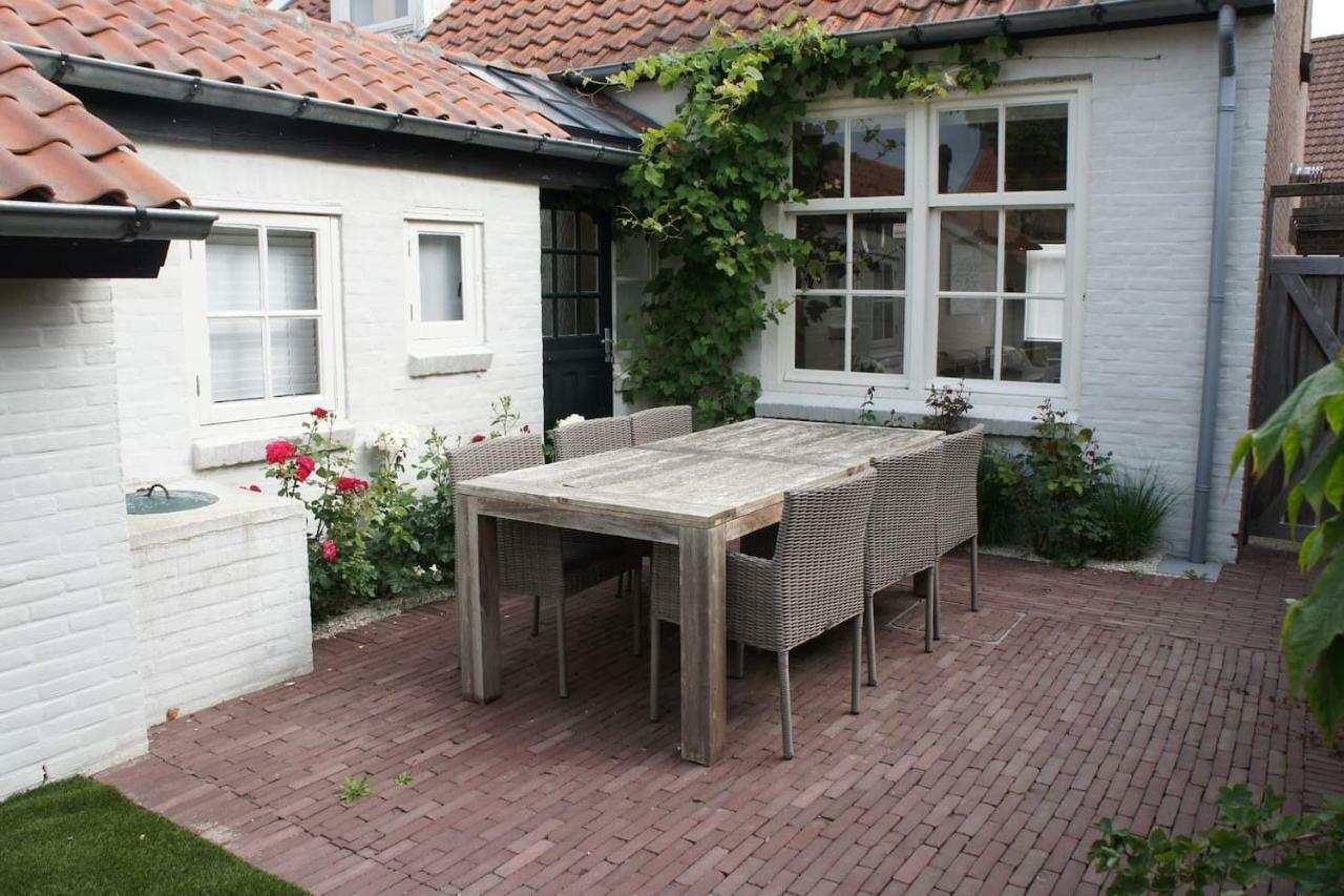 Charming House In Cadzand Villa Buitenkant foto